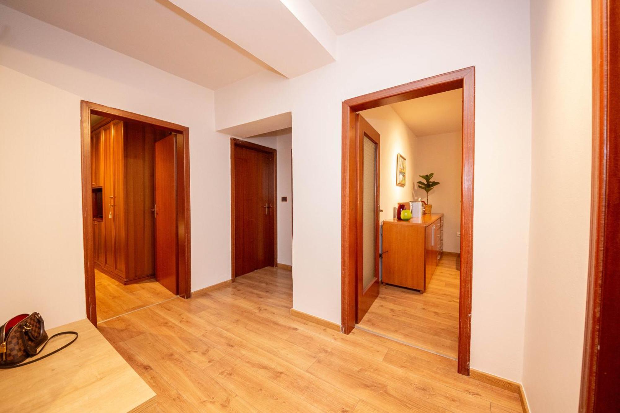 Blloku Unique Apartments 3 Тирана Екстер'єр фото