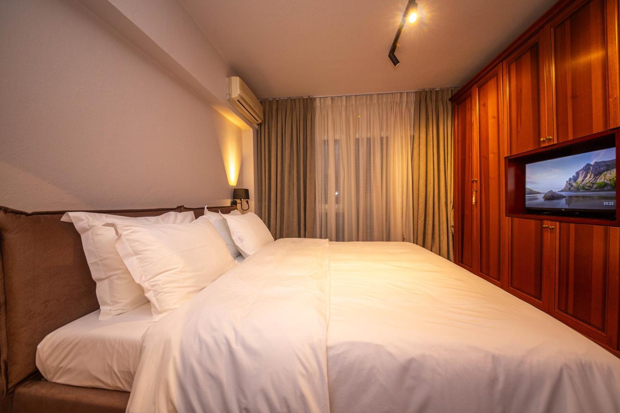 Blloku Unique Apartments 3 Тирана Екстер'єр фото