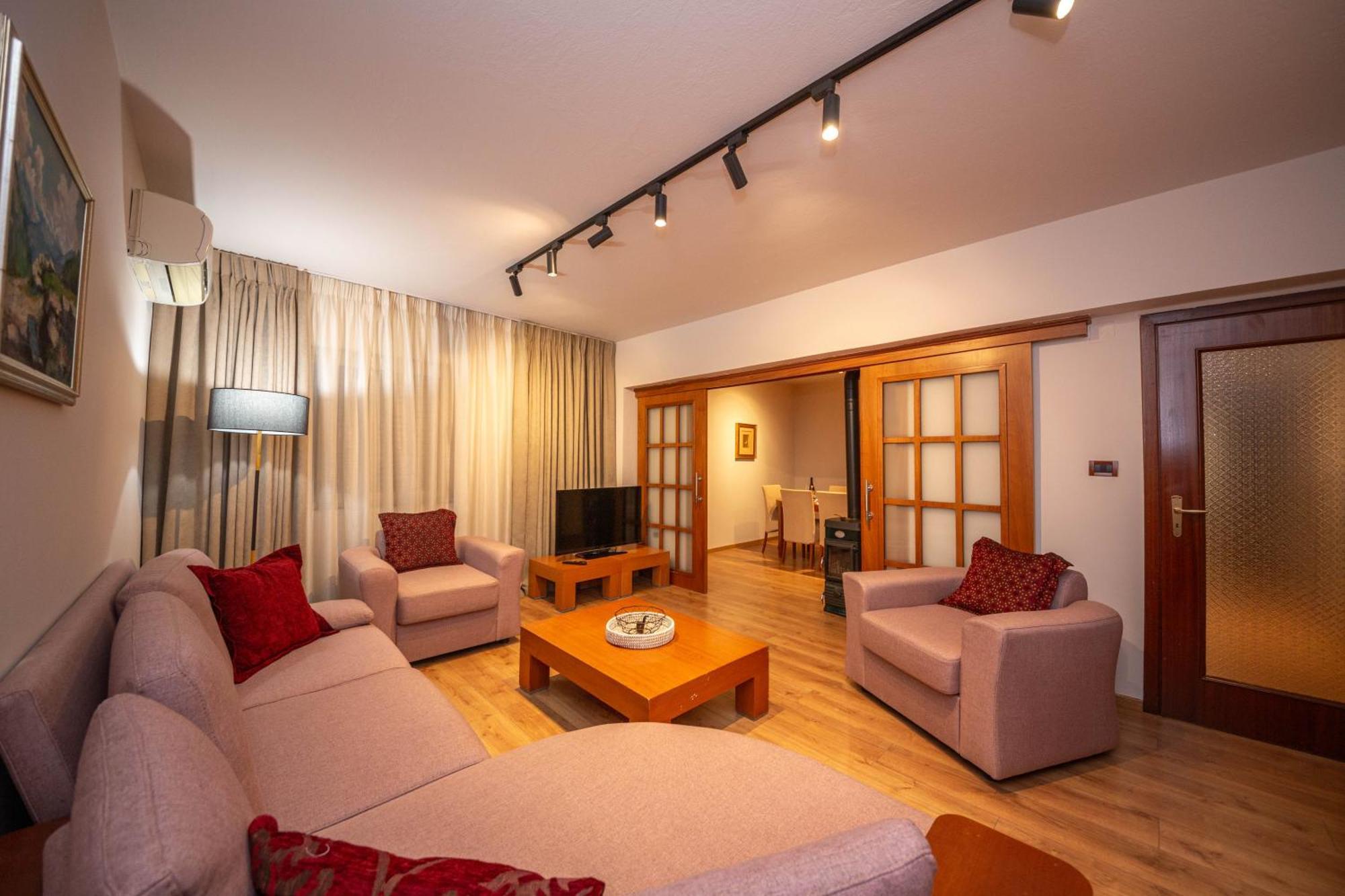 Blloku Unique Apartments 3 Тирана Екстер'єр фото
